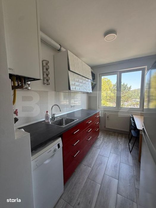 Inchiriez apartament - 3 camere- Aleea Carpati