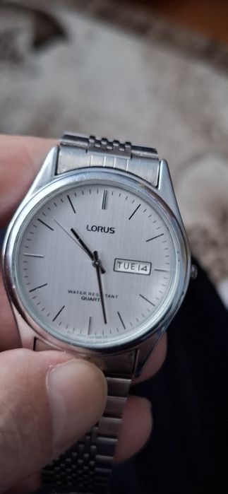 LORUS ceas de mînă bărbătesc pe baterie, curea metalică originală.