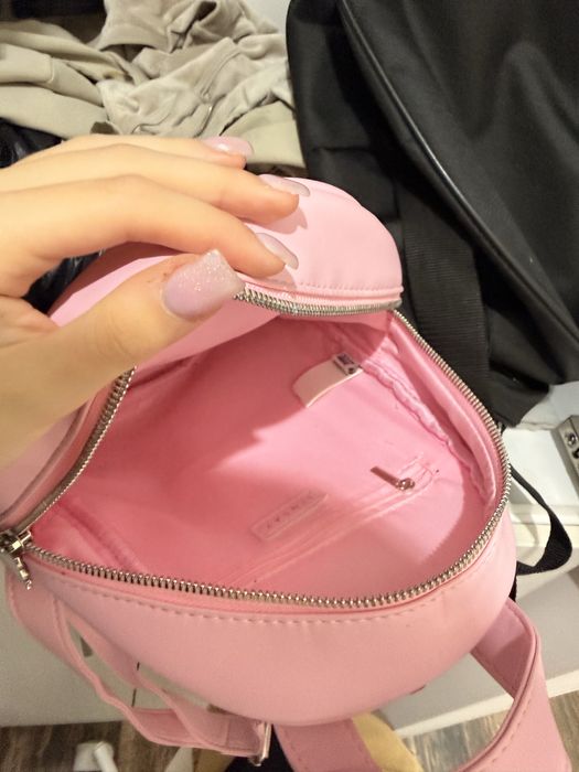 Hello Kitty раница и одеяло с качулка