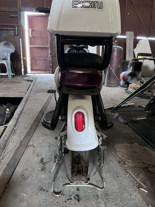 Продам электровелик sk8