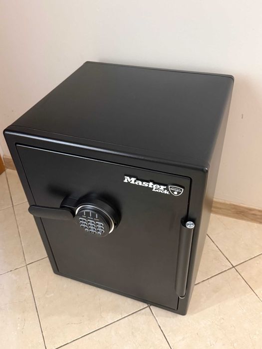 Сейф MasterLock LFW205FYC, Пожарен сертификат, Удароустойчив