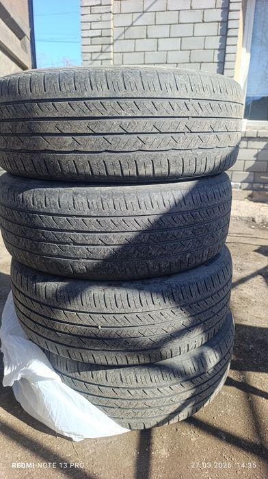 Летние шины 215/55R17