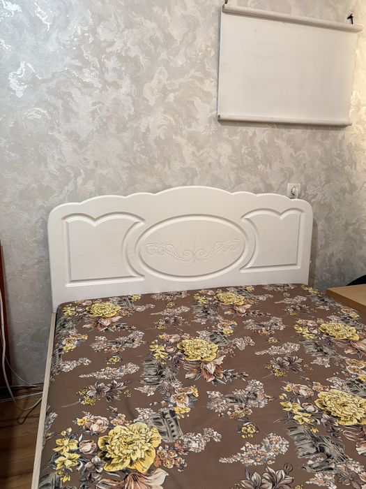 Шкаф , кровать , стол учебный