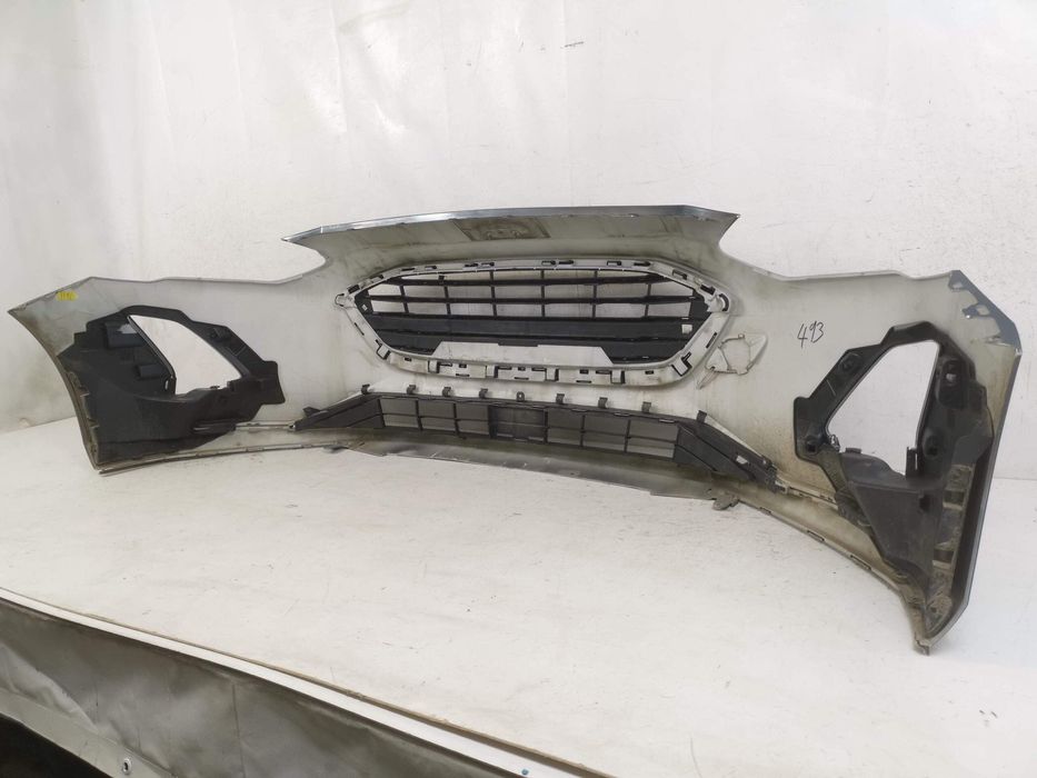 Форд Фокус / Ford Focus Преден бампер с решетка радиатор и долна решет