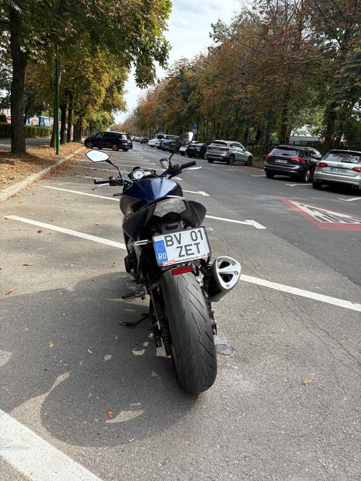 Kawasaki Z750 2009 – 33.000 km