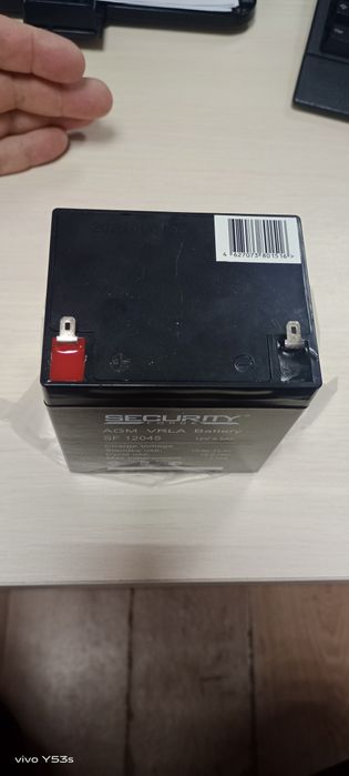 Продам акб 4.5 а/ч