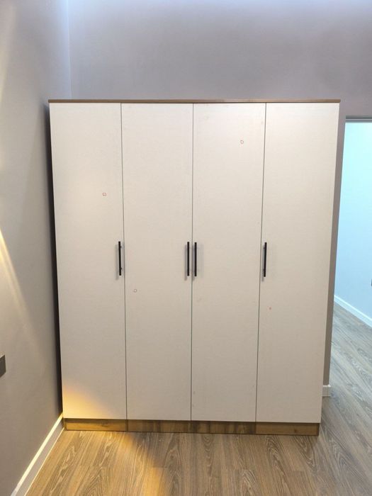 Продается шкаф.