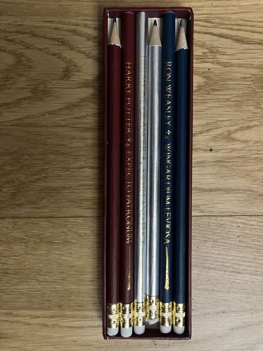 Сет от 6 Хари Потър молива