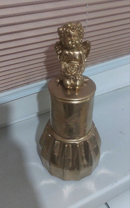 Шкатулки, сувениры, статуэтки, подносы