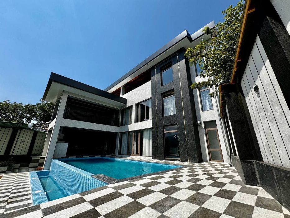 Avaiator Dacha ijaraga