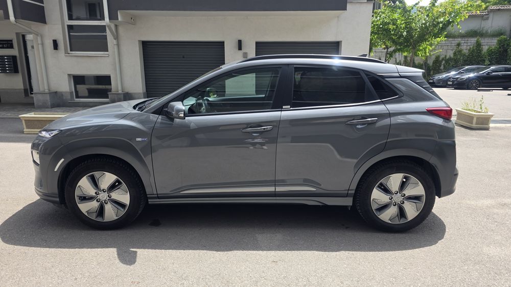 Hyundai Kona EV 39kW