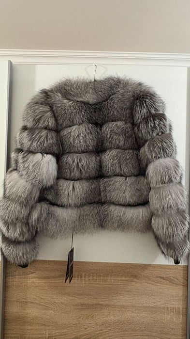 Vând / schimb haina de blana naturală - PolarFox