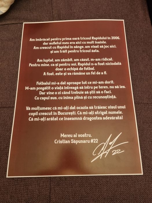 Pancarda semnata de Cristi Sapunaru