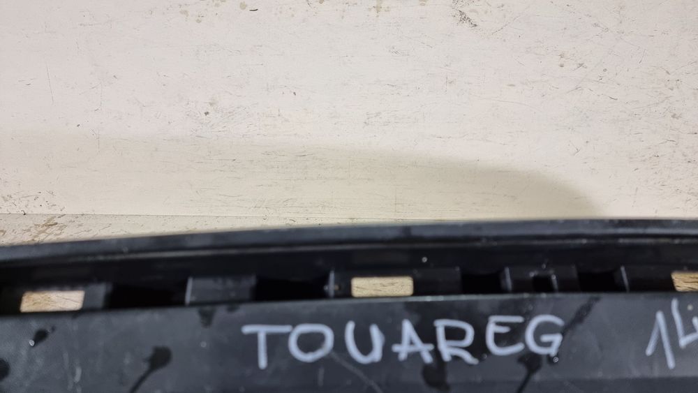 Spoiler inferior bara spate VW Touareg 2018, 2019, 2020, 2021, 2022, cod origine OE 760807568J