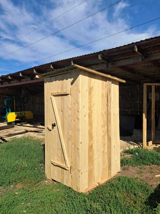 самый дешевый уличный туалет