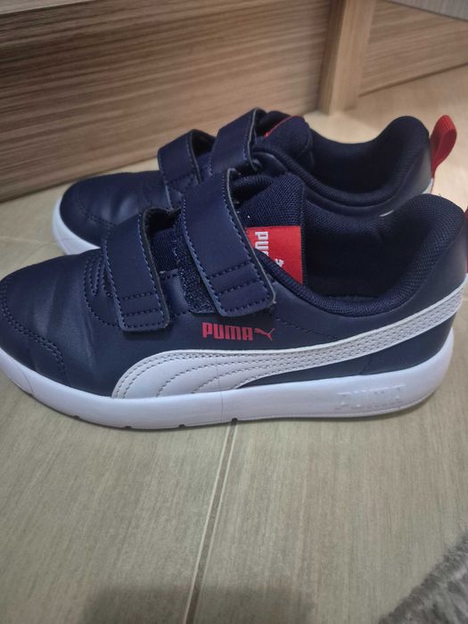 Обувки пума за момче 33 номер