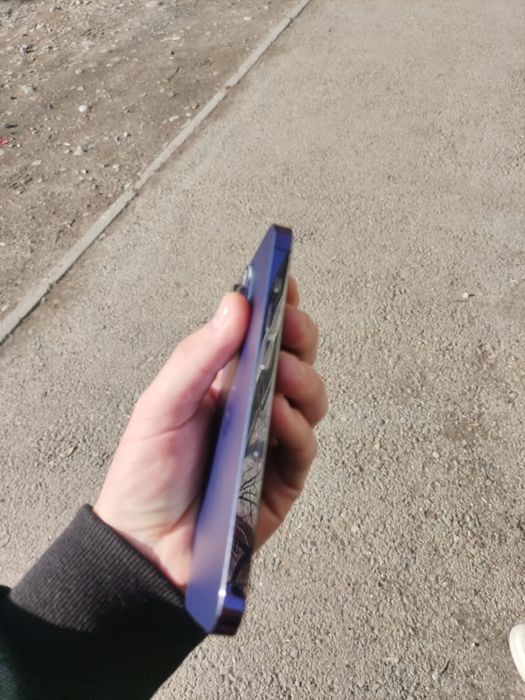 Продам iphone 14 pro