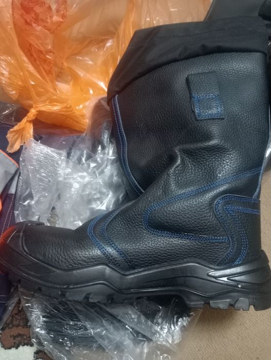 Спецодежда,спецобувь