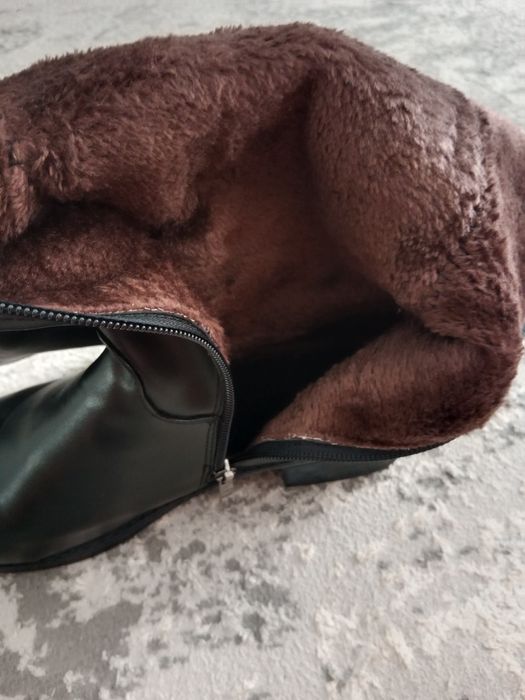 Продам осенние сапожки