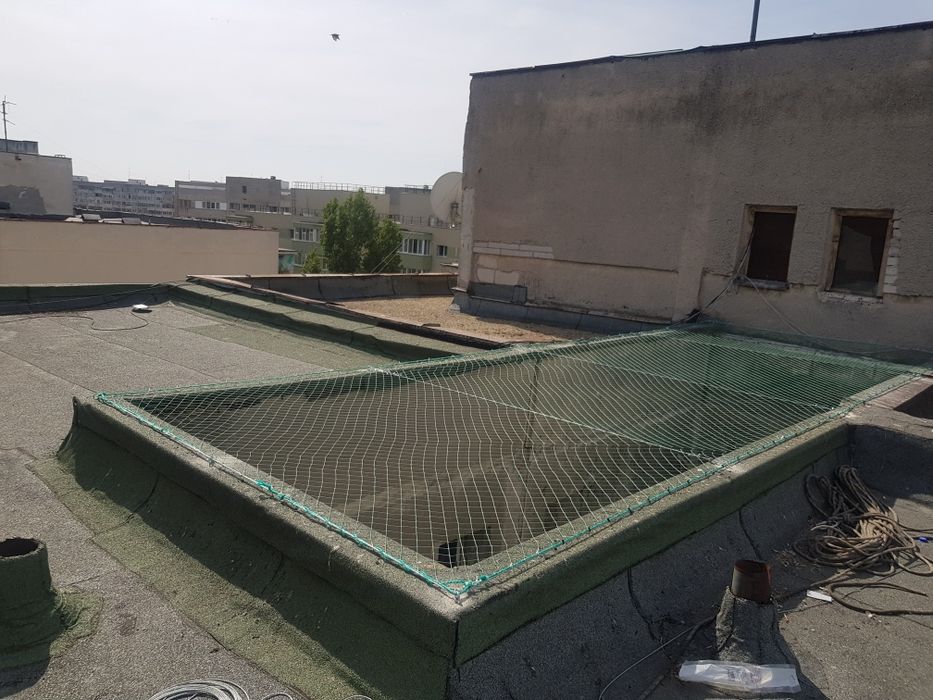 Montaj plasa tepi antipasari salvari animale alpinisti utilitari