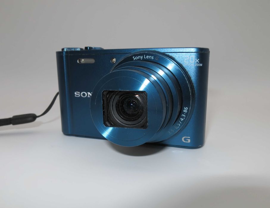 Sony Cyber-shot DSC WX300 ултра компактен цифров фотоапарат, дигитална камера с 20х оптичен зум, 18MP, Wi-fi, Ful HD, пълен комплект - работи отлично!