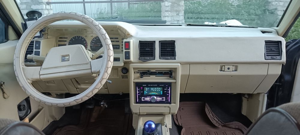 Продам ниссан блюберд