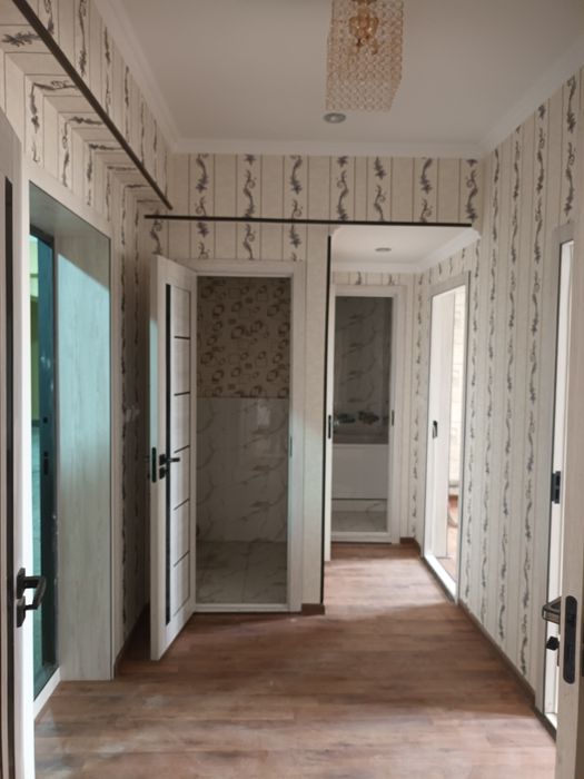 Хонсарой домидан 2 хонали квартира сотилади