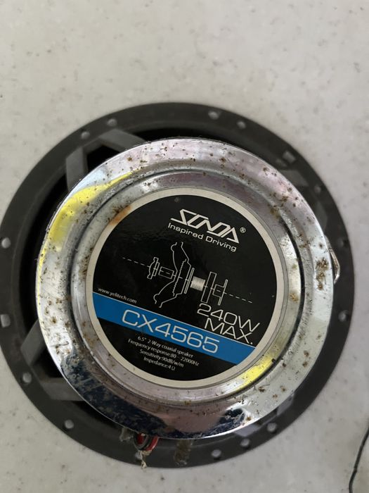 Продам динамик в хорошем сост