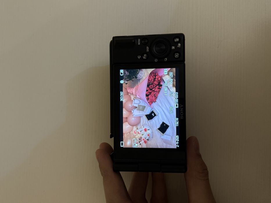 камера Sony ZV-1