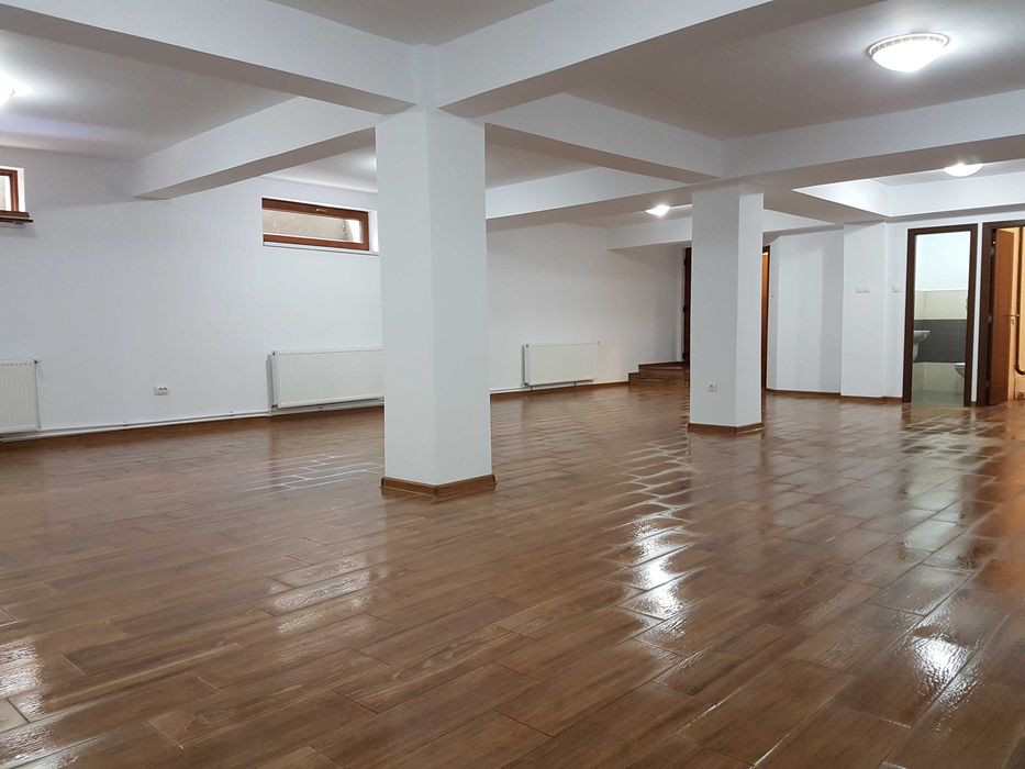 Spatiu comercial ultracentral - pentru inchiriere