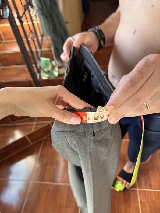 Vand costum Gri H&M purtat o singura data