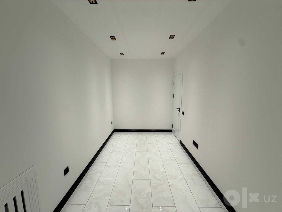 Аренда коммерческого помещения 65 м², Ц-6, первая линия