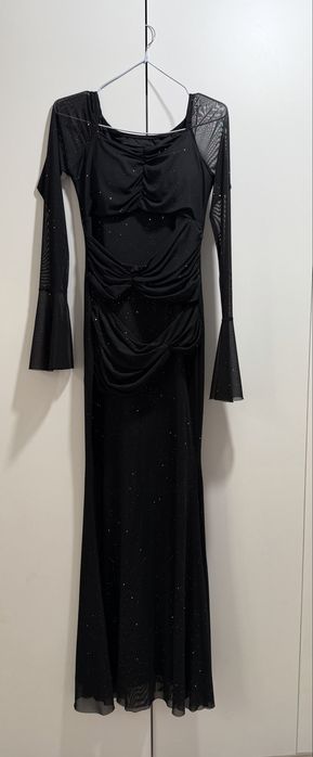 Платье черное вечернее