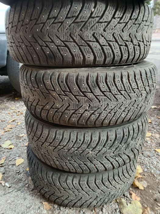 Продам шины б у с дисками
