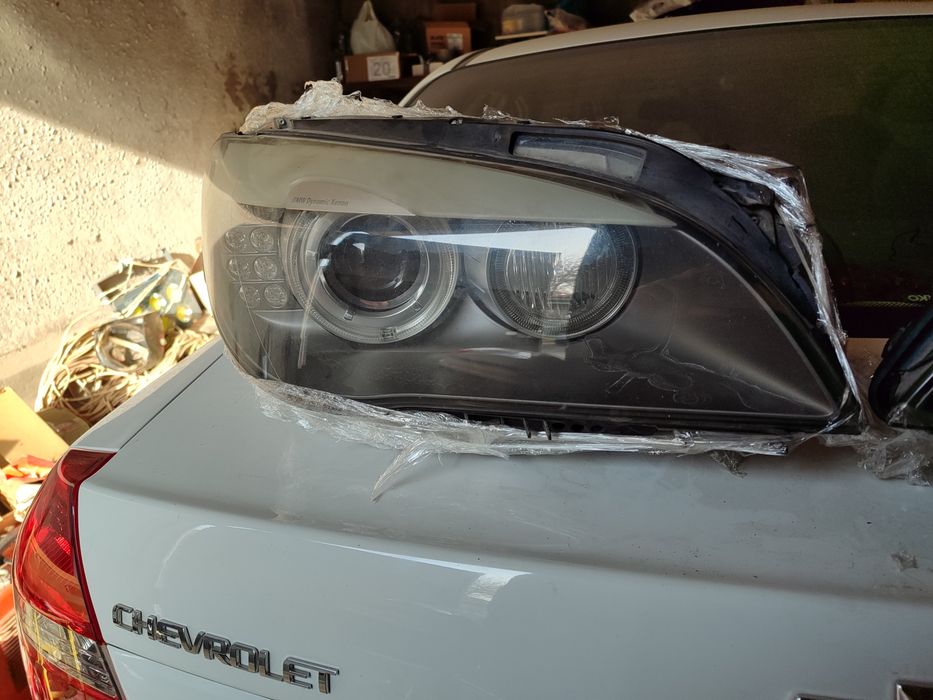 BMW 7.  Фары передние F02 Комплект 2 Фары. Родные немецкие