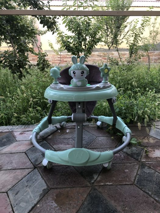 Musiqali bolalar yuritgichi – xavfsiz va qulay!