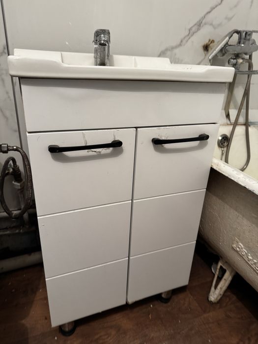 Комод в ванную раковина