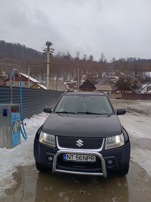 Vând Suzuki Grand Vitara