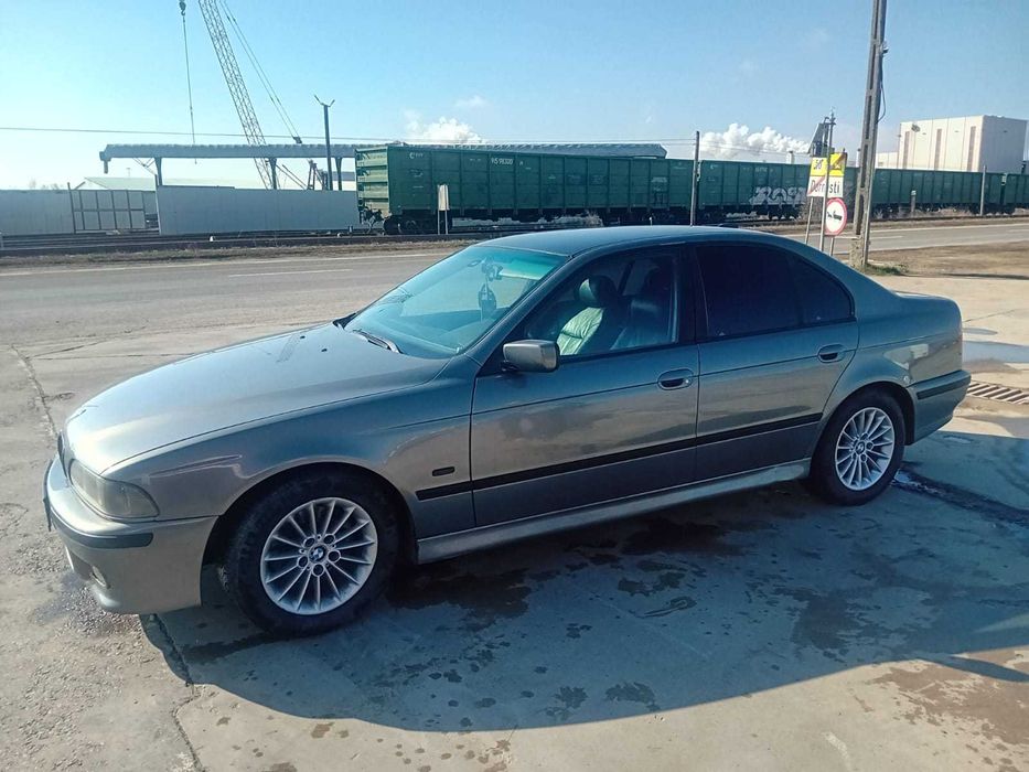 Mașină  BMW E 39