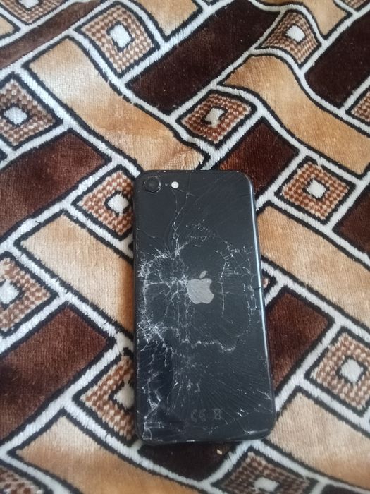 Обменяю айфон се