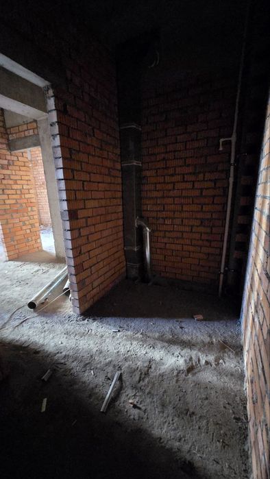 Срочно продаётся 2 в 3 комнатная квартира