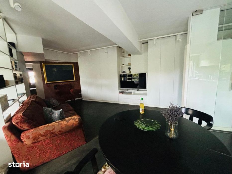 Vanzare - Apartament cu 2 camere, etaj 1, mobilat si utilat