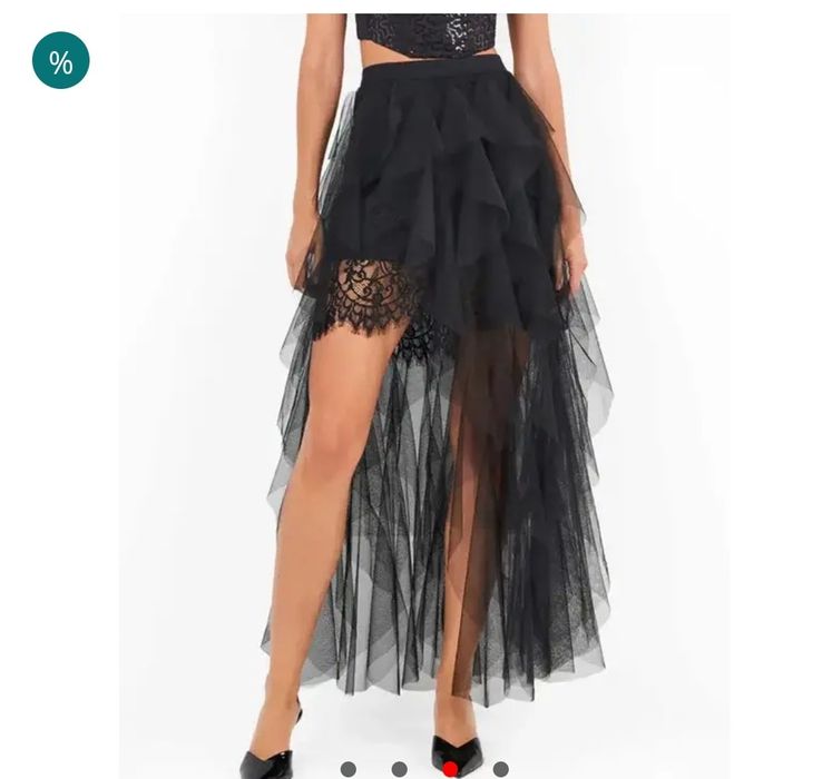 Пола с воали в черен цвят