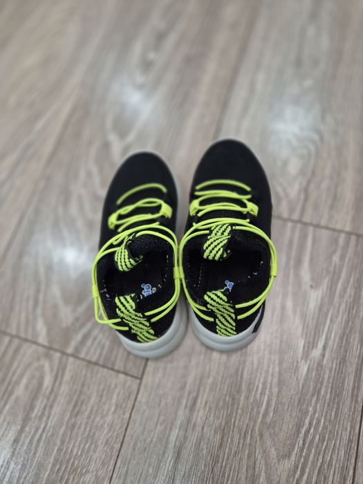 Кроссовки для мальчика