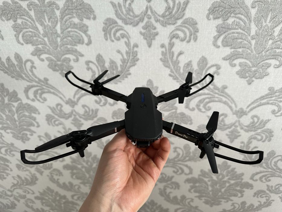 Продаётся Дрон Е88