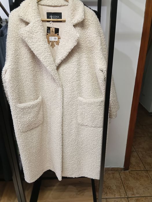 Продам женское пальто