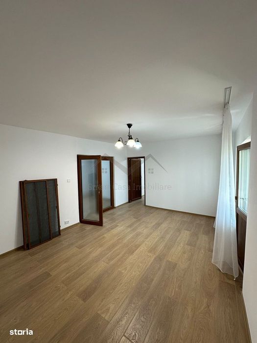 Apartament 3 camere pasaj Octav Bancila