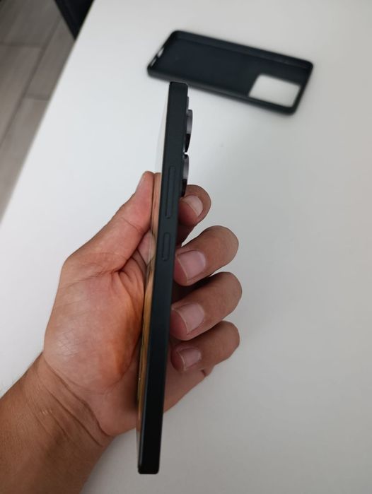 Vând Xiaomi Redmi note 13Pro 5g