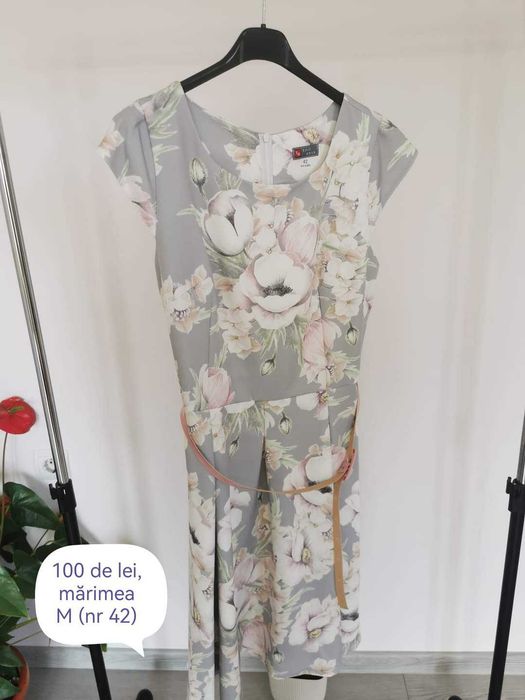 Vând rochii elegante pentru diferite evenimente