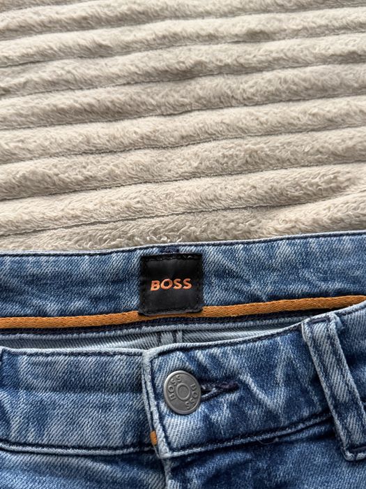 Hugo Boss,blugi pt.bărbați,măr.M-L(33/30)